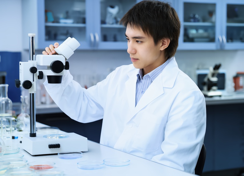 Лечение демодекоза на лице аптечными, косметическими и народными средствами