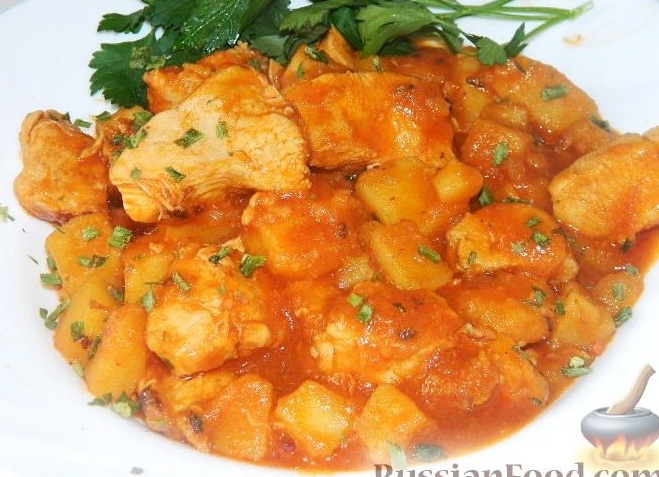 Как приготовить гуляш из курицы с вкусной подливой