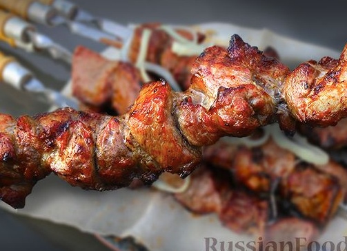 Как приготовить шашлык из свинины в духовке