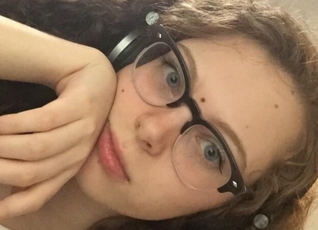 Как с помощью макияжа подчеркнуть красоту голубых глаз