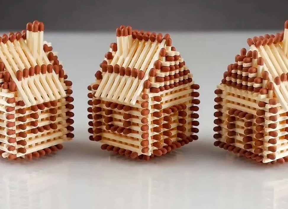 Как сделать дом из спичек своими руками с клеем и без него