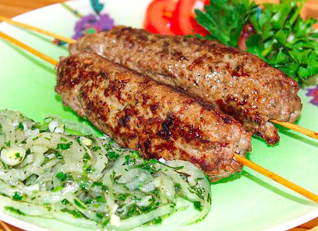 Как приготовить люля-кебаб из говядины в домашних условиях