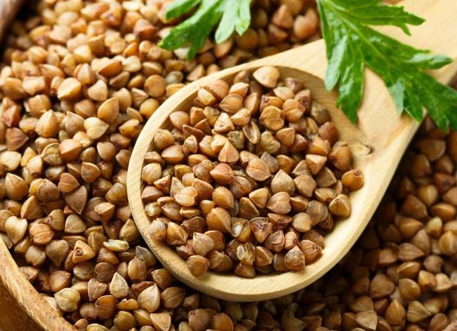 Как варить полезную геркулесовую кашу на молоке