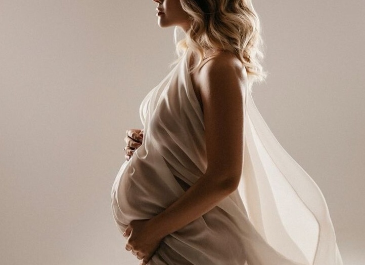 Как выбрать праздничное платье беременной девушке Как выбрать праздничное платье беременной девушке