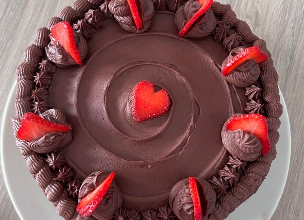 Как легко и быстро приготовить торт в домашних условиях Как легко и быстро приготовить торт в домашних условиях