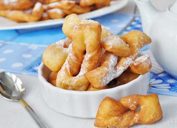 Приготовление хвороста на кефире с рецептами и фото