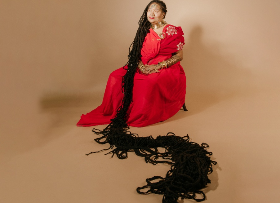 Обладатели самых длинных волос в мире — кто эти люди?