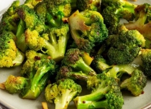 Как вкусно приготовить брокколи на сковороде, в духовке и мультиварке