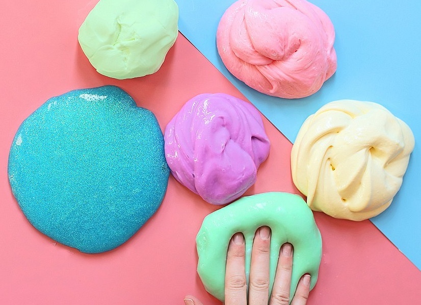 Как самостоятельно сделать лизуна для игр в домашних условиях