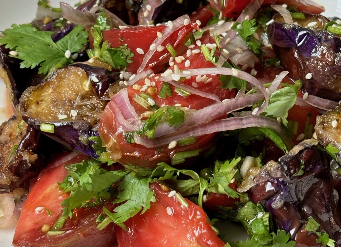 Как приготовить закуску из баклажанов с сыром и чесноком