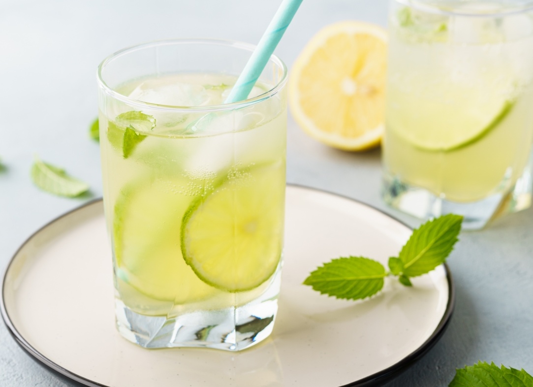 Как приготовить лимонад с мятой и лимоном в домашних условиях